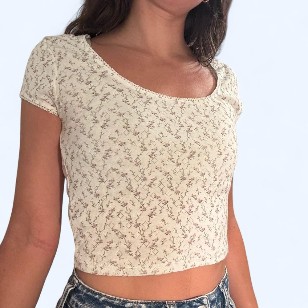 Floral Cream Crop Top